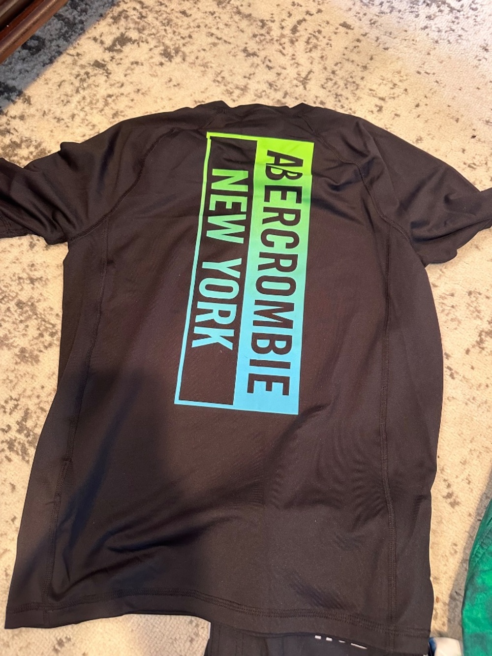 Boys Abercrombie Swim Bundle 🌊 4PC UPF 50 Shirts + Trunks (13/14) - Picture 3 of 11